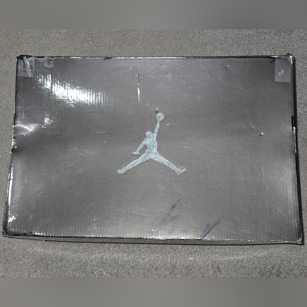 Air Jordan Stay Loyal 3 "White Team Red" - Picture 9 of 14